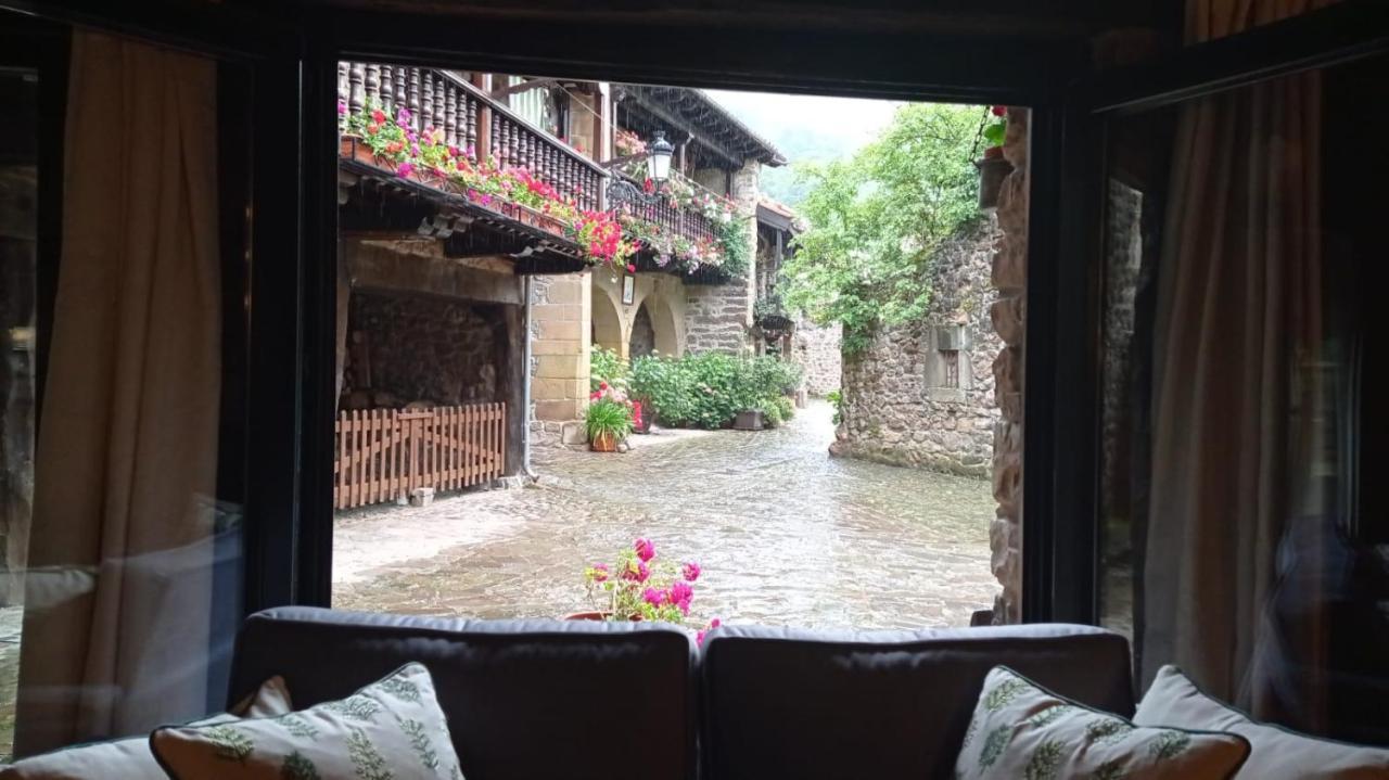Posada Reserva Verde Barcena Mayor Exterior photo